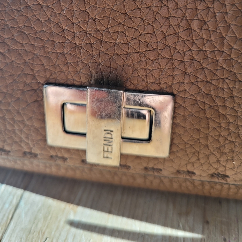 Fendi Long Wallet - Picture 2 of 5